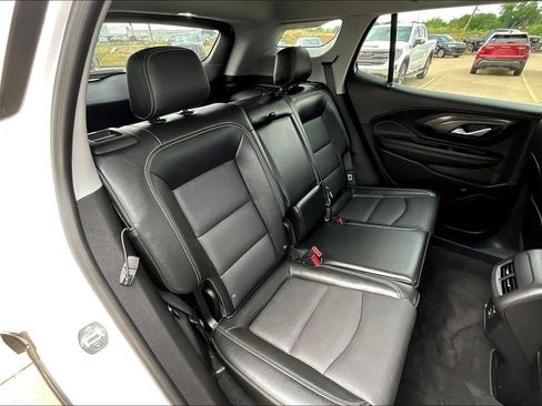 Certified 2024 GMC Terrain SLT image 36