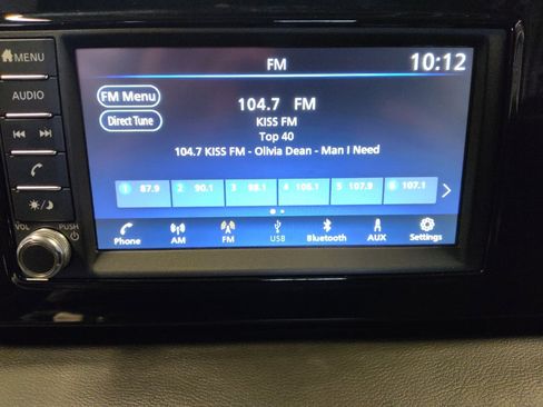 Used 2025 Nissan Kicks S w/ Charging Package FWD image 25
