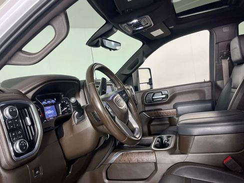 Used 2023 GMC Sierra 2500 Denali w/ Denali Ultimate Package image 22