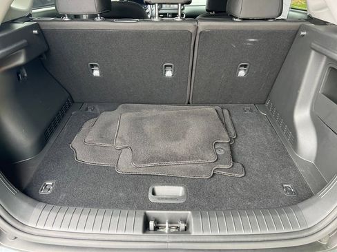 Used 2021 Hyundai Kona SEL FWD image 14