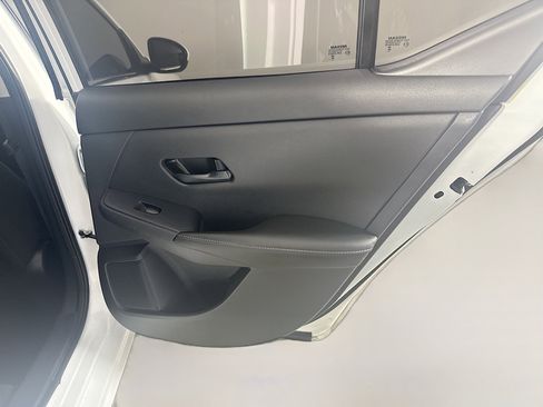 Used 2025 Nissan Sentra SV FWD image 28