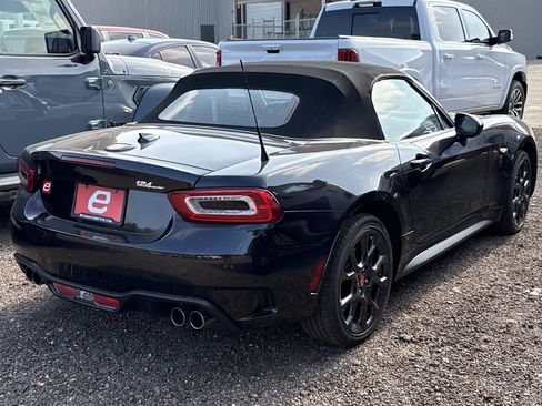 Used 2019 FIAT 124 Spider Abarth w/ Convenience Group RWD image 7