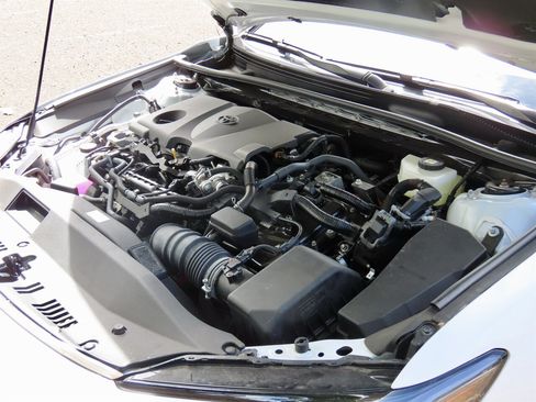Used 2025 Toyota Camry LE FWD image 22