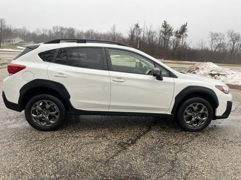 Used 2022 Subaru Crosstrek 2.5i Sport w/ Moonroof Package image 6