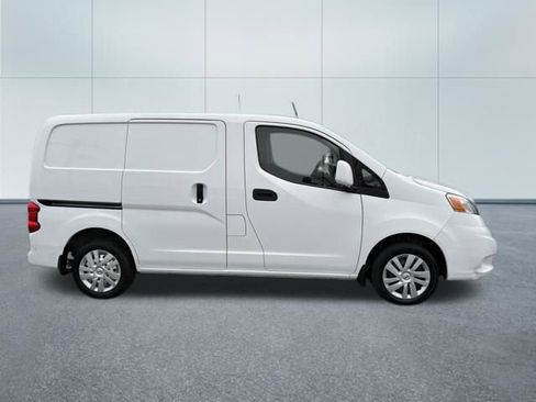 Used 2021 Nissan NV200 SV image 2