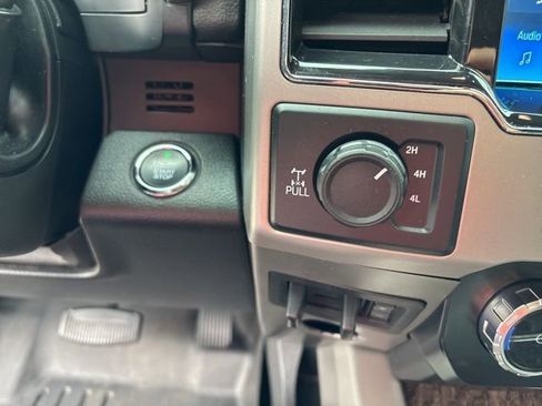 Used 2019 Ford F250 Lariat w/ Lariat Ultimate Package image 27