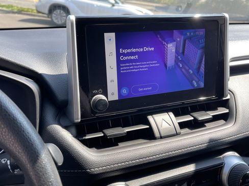Certified 2025 Toyota RAV4 XLE AWD/4WD image 22