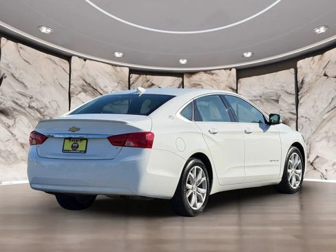 Used 2018 Chevrolet Impala LT w/ Sunroof and Spoiler Package FWD image 5