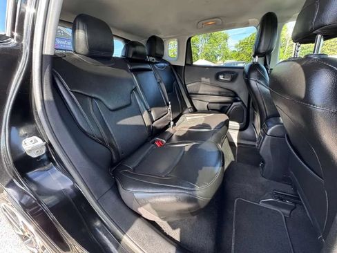 Used 2020 Jeep Compass Limited FWD image 10