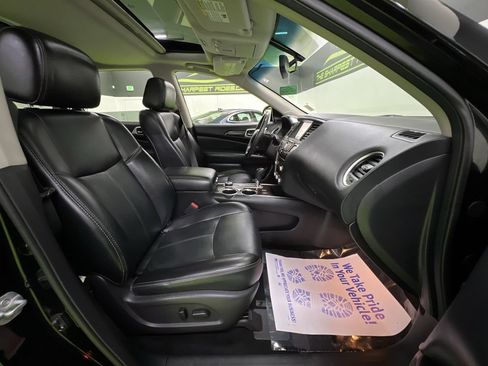 Used 2016 Nissan Pathfinder SL w/ SL Premium Package AWD/4WD image 32
