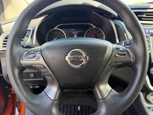 Used 2020 Nissan Murano SV w/ Premium Package FWD image 10