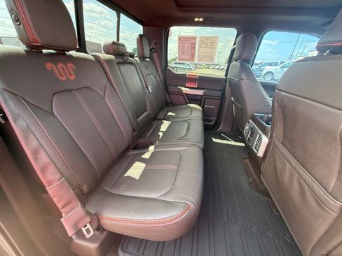 Used 2015 Ford F150 King Ranch w/ Equipment Group 601A Luxury AWD/4WD image 31