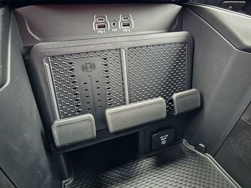 New 2026 RAM 1500 4x4 Crew Cab image 30