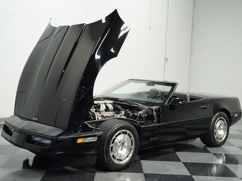 Used 1986 Chevrolet Corvette Convertible image 28