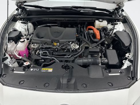Used 2023 Toyota Crown AWD/4WD image 27