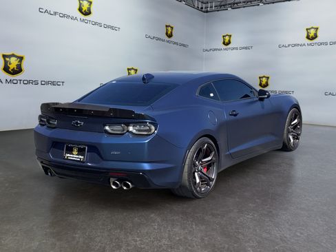 Used 2022 Chevrolet Camaro SS RWD image 5