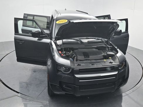 Used 2023 Land Rover Defender 130 X-Dynamic SE image 49