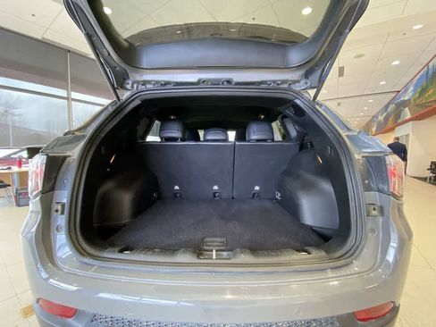 Used 2023 Jeep Compass Trailhawk image 25