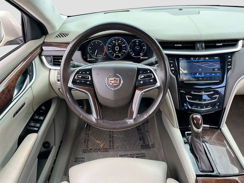 Used 2013 Cadillac XTS Platinum FWD image 24
