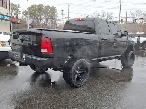 Used 2017 RAM 1500 Express w/ Black Ram 1500 Express Group AWD/4WD image 8