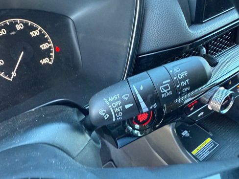 Used 2025 Honda CR-V EX-L image 31