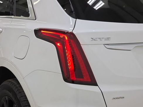 Used 2021 Cadillac XT5 Premium Luxury AWD/4WD image 31