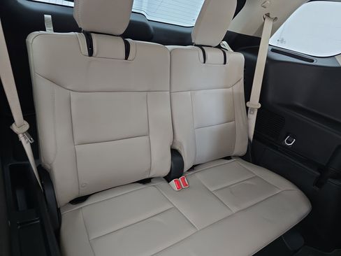 Used 2023 Ford Explorer XLT w/ Equipment Group 202A image 12