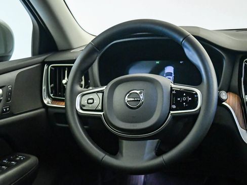Certified 2025 Volvo V60 B5 Cross Country Plus AWD/4WD image 13