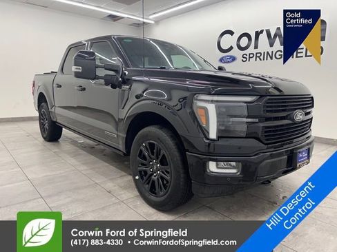 Certified 2025 Ford F150 Platinum w/ FX4 Off-Road Package image 8