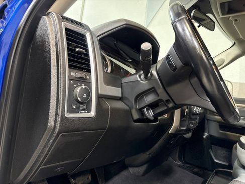 Used 2018 RAM 3500 Big Horn image 21