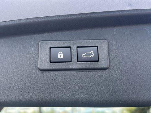 New 2025 Subaru Outback Premium image 25