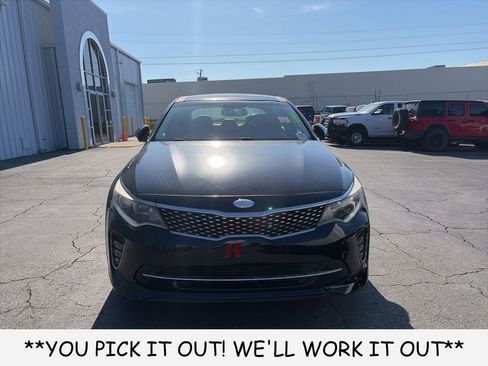 Used 2018 Kia Optima S w/ Panoramic Sunroof Package FWD image 2
