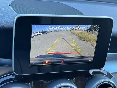 Used 2019 Mercedes-Benz GLC 300 image 23
