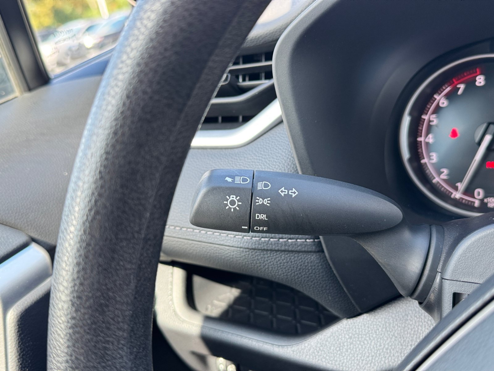 Used 2025 Toyota RAV4 LE FWD image 18