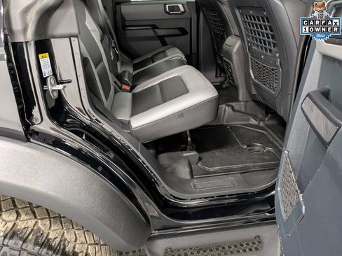 Used 2024 Ford Bronco Big Bend w/ Sasquatch Package AWD/4WD image 28