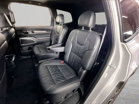 Certified 2024 Kia Telluride EX X-Line AWD/4WD image 21