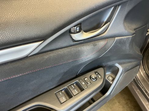 Used 2018 Honda Civic Si image 14
