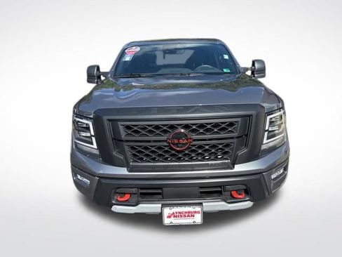 Used 2024 Nissan Titan PRO-4X w/ Pro-4x Convenience Package image 9