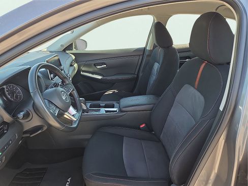 Used 2023 Nissan Sentra SR FWD image 13