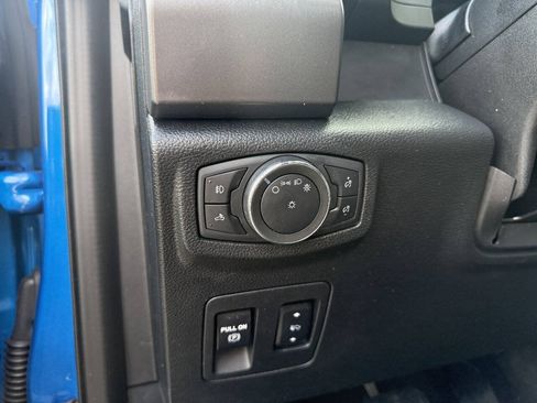 Used 2020 Ford F150 XLT w/ Equipment Group 302A Luxury AWD/4WD image 19