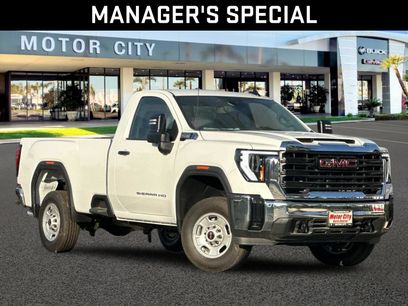 New 2025 GMC Sierra 2500 Pro w/ Convenience Package