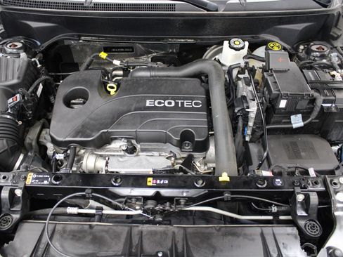 Used 2022 GMC Terrain SLT image 10