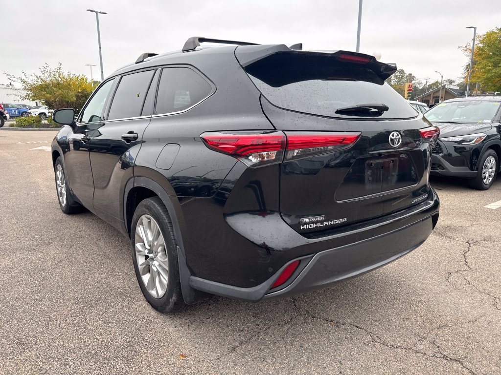 Used 2020 Toyota Highlander Limited AWD/4WD image 5