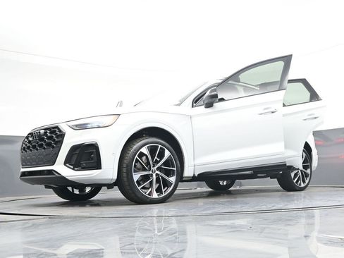 Used 2022 Audi SQ5 Prestige w/ Prestige Package AWD/4WD image 41
