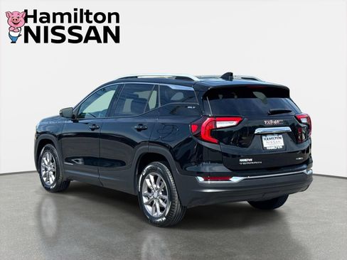 Used 2023 GMC Terrain SLT AWD/4WD image 4