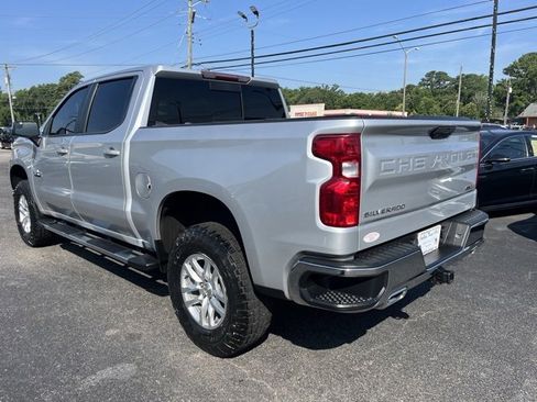 Used 2020 Chevrolet Silverado 1500 LT w/ Texas Edition image 5