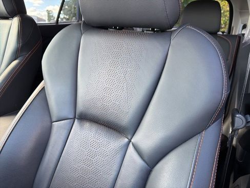 Used 2023 Subaru Crosstrek 2.5i Limited image 8