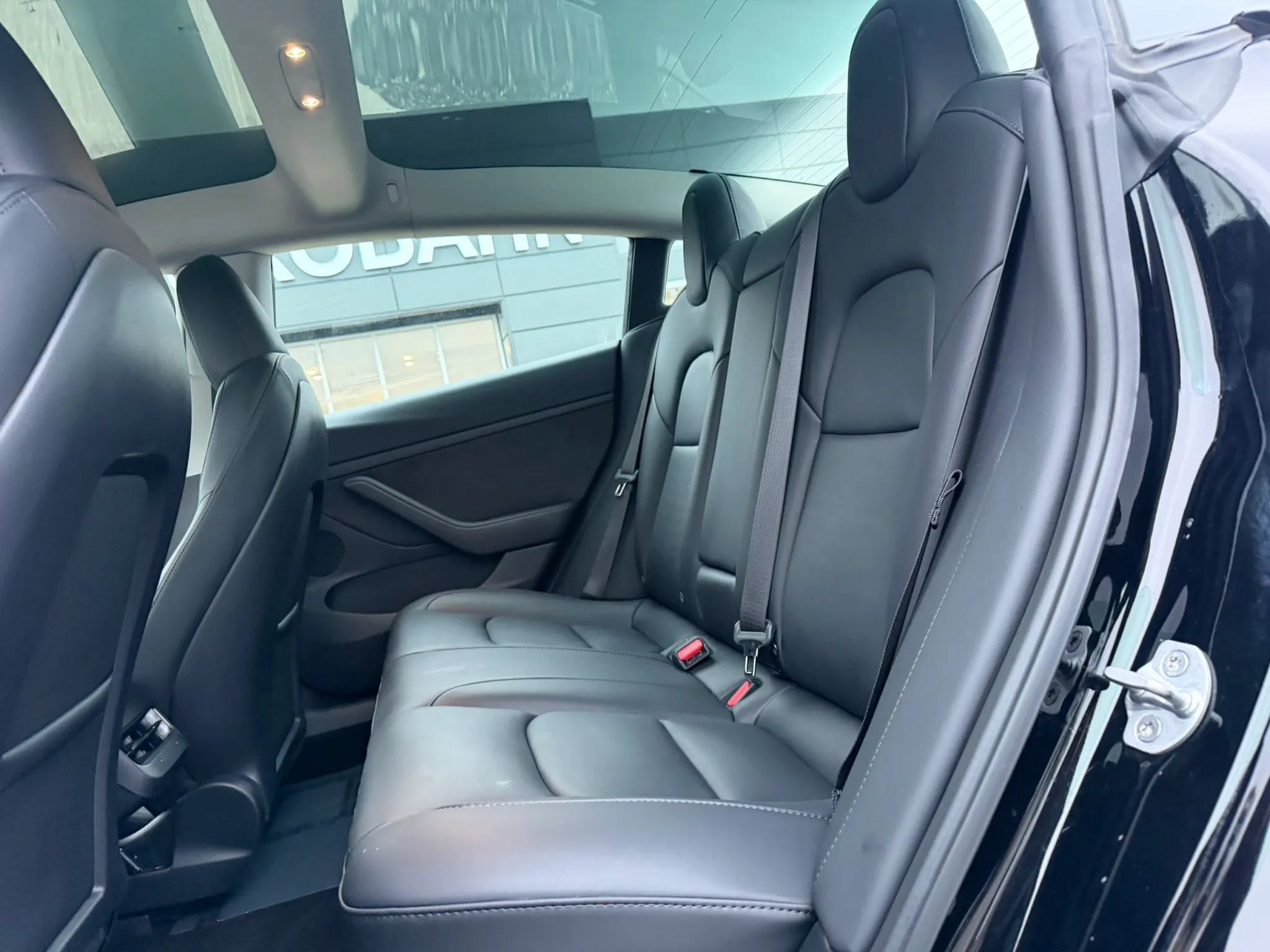 Used 2023 Tesla Model 3 Standard Range RWD image 9
