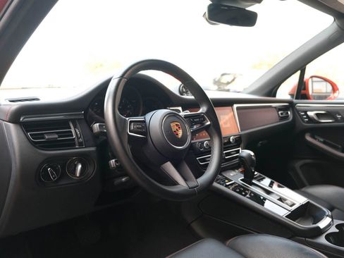 Used 2022 Porsche Macan GTS image 15