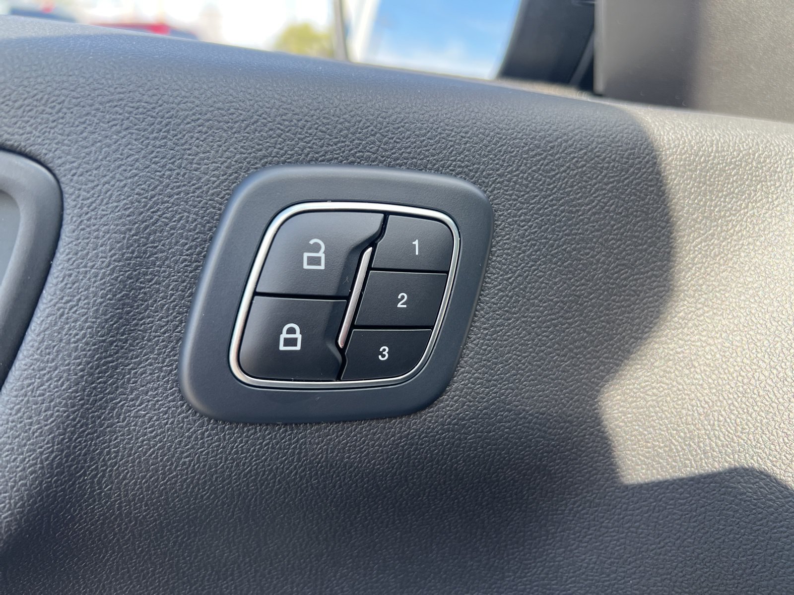 Used 2023 Ford Escape ST-Line Select w/ Tech Pack #2 AWD/4WD image 13